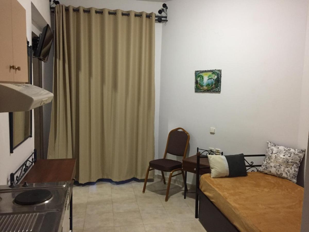 Anastasia Studios, Apartments & Suites Арханґелос Екстер'єр фото