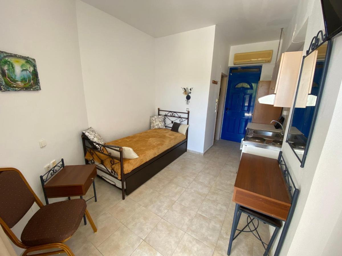 Anastasia Studios, Apartments & Suites Арханґелос Екстер'єр фото
